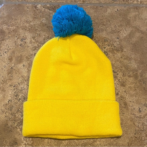 CITY HUNTER Yellow Washington D.C. Embroidery Beanie w/ Blue Pom-Pom-One Size - Picture 3 of 5